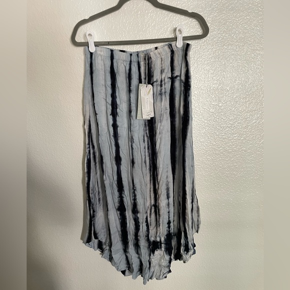 Chalet Et Ceci Pants - Flowy Capri Tie Dye Pants